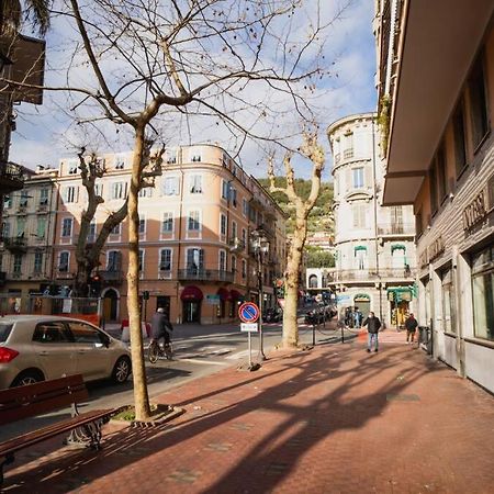 Grand Central Ventimiglia - Wifi & Parking Exterior foto